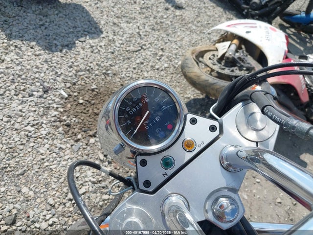 45167995 :رقم المزاد ، JS1VS53A9W2103331 vin ، 1998 Suzuki Vz800 مزاد بيع