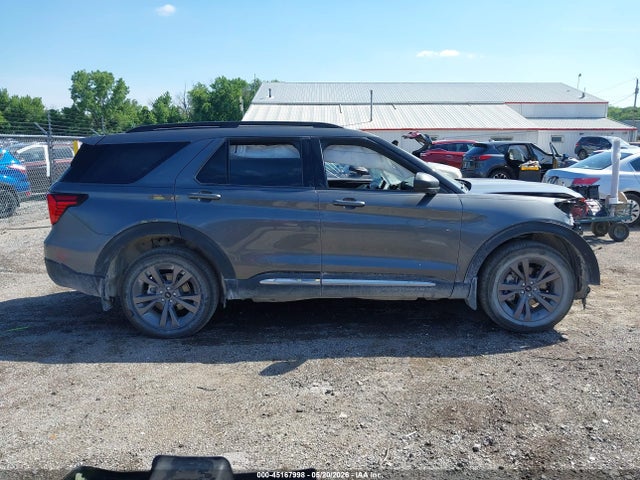 1FMUK8DH2SGA32819 Ford Explorer Active