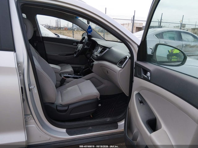 Hyundai TUCSON SE 2016 KM8J33A4XGU090223 Image 5