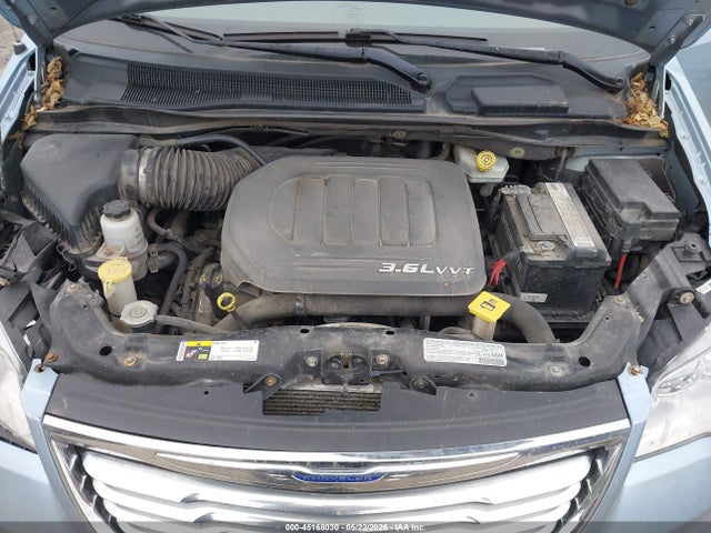 2013 Chrysler Town & Country Touring მანქანა იყიდება აუქციონზე, vin: 2C4RC1BG3DR669633, აუქციონის ნომერი: 45168030