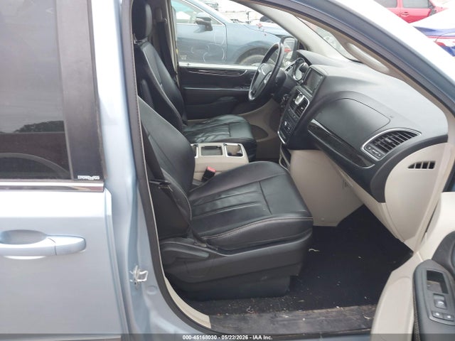 2013 Chrysler Town & Country Touring მანქანა იყიდება აუქციონზე, vin: 2C4RC1BG3DR669633, აუქციონის ნომერი: 45168030