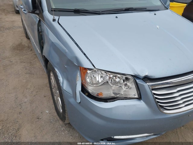 2013 Chrysler Town & Country Touring მანქანა იყიდება აუქციონზე, vin: 2C4RC1BG3DR669633, აუქციონის ნომერი: 45168030