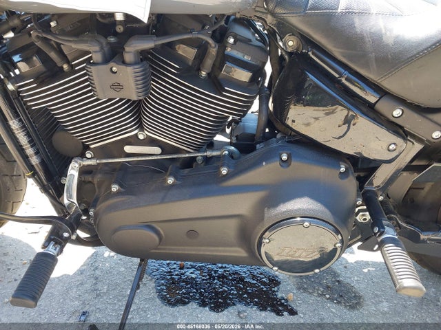 45168036 :رقم المزاد ، 1HD1YWZ12NB063042 vin ، 2022 Harley-davidson Fxlrs مزاد بيع