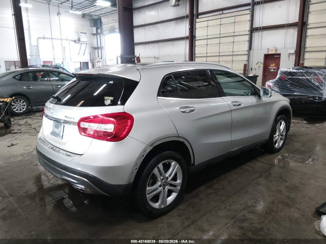 WDCTG4GB4HJ334068 Mercedes-Benz Gla 250 4matic