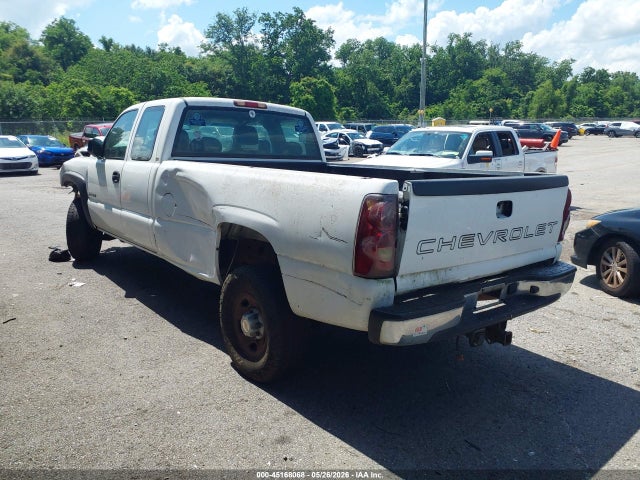 2003 Chevrolet Silverado 2500hd მანქანა იყიდება აუქციონზე, vin: 1GCHC29UX3E123047, აუქციონის ნომერი: 45168068