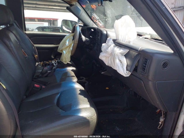 2003 Chevrolet Silverado 2500hd მანქანა იყიდება აუქციონზე, vin: 1GCHC29UX3E123047, აუქციონის ნომერი: 45168068