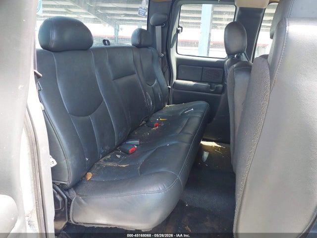 2003 Chevrolet Silverado 2500hd მანქანა იყიდება აუქციონზე, vin: 1GCHC29UX3E123047, აუქციონის ნომერი: 45168068