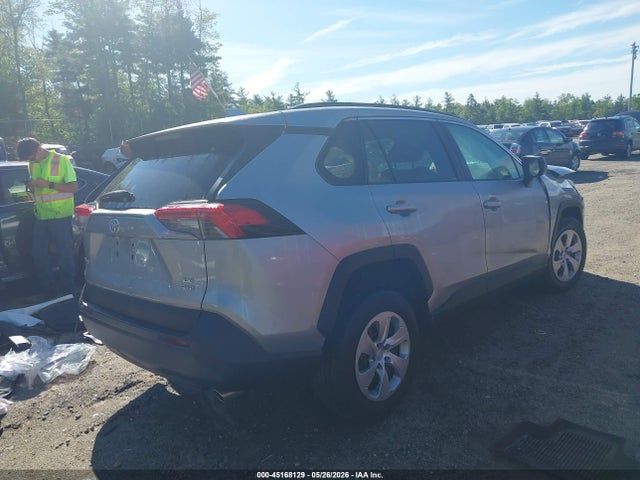 Toyota RAV4 LE 2020 2T3F1RFV1LC109762 Image 4