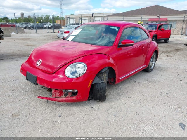2013 Volkswagen Beetle 2.5l მანქანა იყიდება აუქციონზე, vin: 3VWJP7AT2DM609995, აუქციონის ნომერი: 45168131