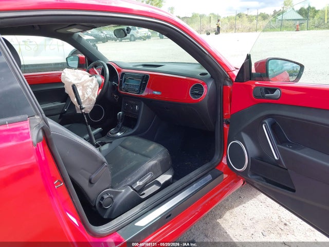 2013 Volkswagen Beetle 2.5l მანქანა იყიდება აუქციონზე, vin: 3VWJP7AT2DM609995, აუქციონის ნომერი: 45168131