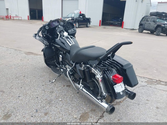 Harley-Davidson FLTRK 2022 1HD1KZF1XNB668689 Image 3