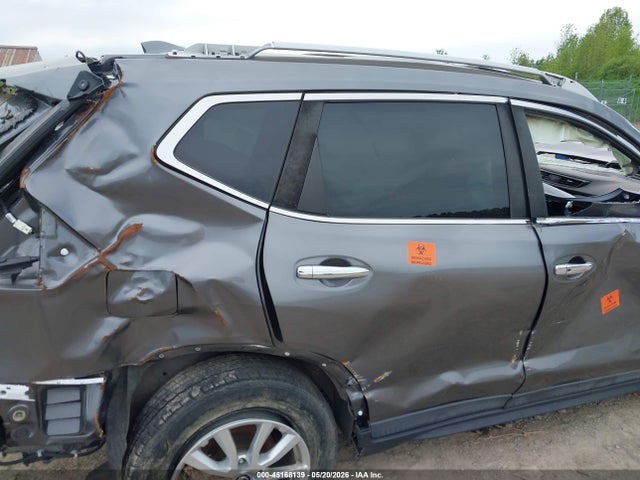 45168139 :رقم المزاد ، 5N1AT2MVXHC841360 vin ، 2017 Nissan Rogue Sv مزاد بيع
