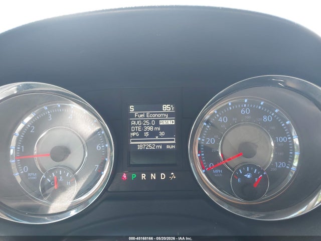 2016 Chrysler Town & Country Touring მანქანა იყიდება აუქციონზე, vin: 2C4RC1BG5GR291657, აუქციონის ნომერი: 45168166