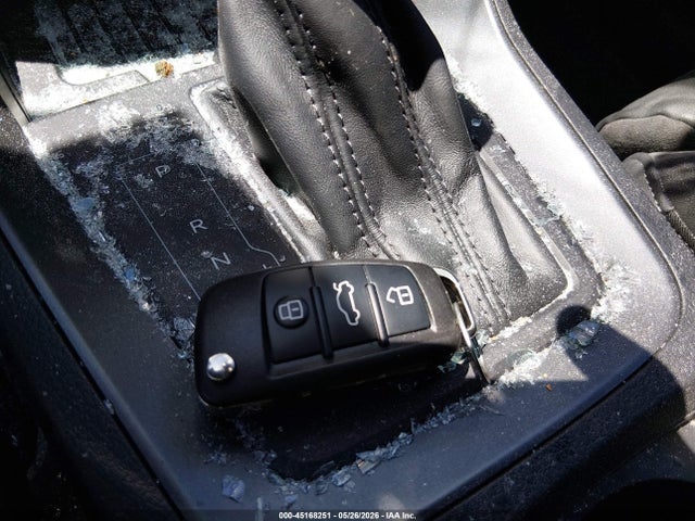 45168251 :رقم المزاد ، WA1EECF39L1104053 vin ، 2020 Audi Q3 Premium Plus 45 Tfsi S Line Quattro Tiptronic مزاد بيع