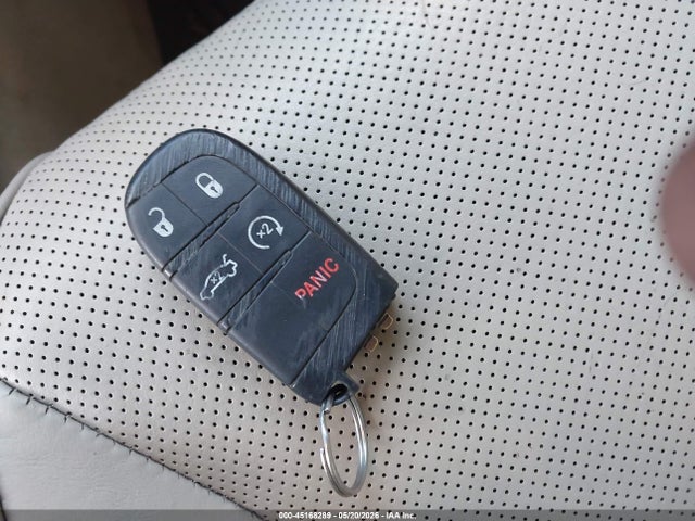 Продаж на аукціоні авто 2011 Chrysler 300c, vin: 2C3CA6CT0BH595972, номер лоту: 45168289