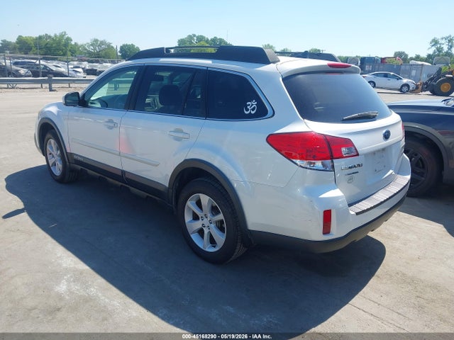 Продажа на аукционе авто 2014 Subaru Outback 2.5i Premium, vin: 4S4BRBCC8E3288612, номер лота: 45168290