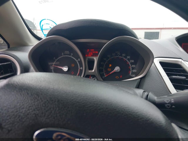 45168292 :رقم المزاد ، 3FADP4BJ0DM173133 vin ، 2013 Ford Fiesta Se مزاد بيع