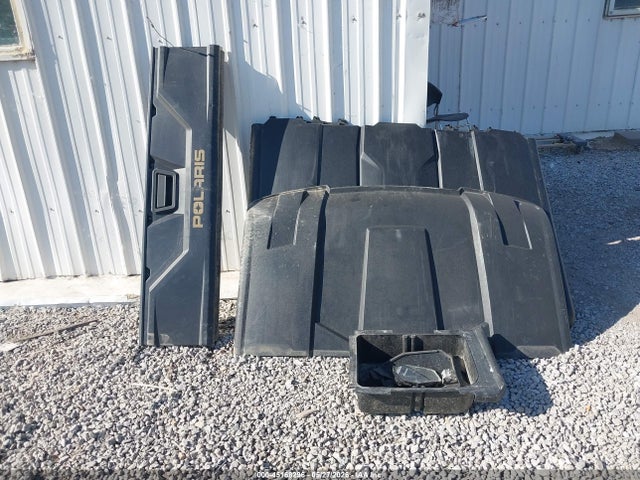 Polaris Ranger 900 Crew 2014 4XAWH9EA3EB176181 Image 12