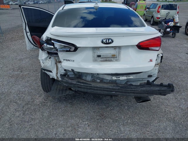 2017 Kia Forte S მანქანა იყიდება აუქციონზე, vin: 3KPFL4A77HE121020, აუქციონის ნომერი: 45168300