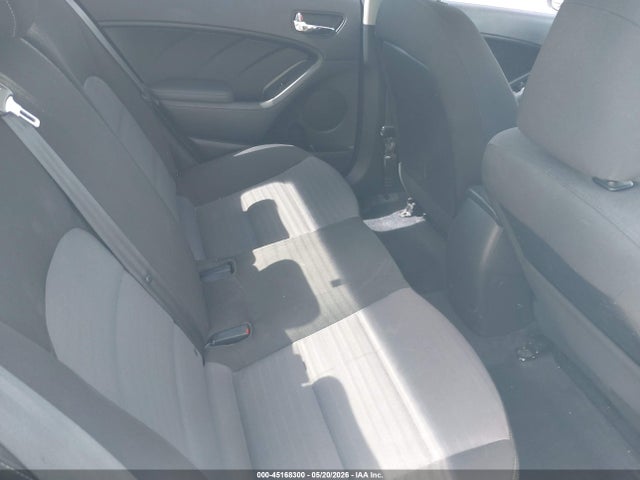 2017 Kia Forte S მანქანა იყიდება აუქციონზე, vin: 3KPFL4A77HE121020, აუქციონის ნომერი: 45168300