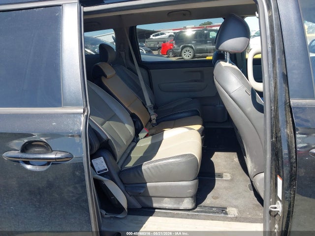 KNDMB5C12G6209213 KIA SEDONA LX