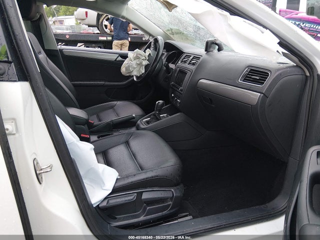 3VWDB7AJXHM349829 Volkswagen Jetta 1.4t Se