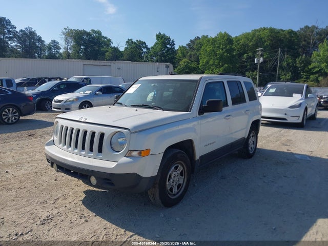 45168344 :رقم المزاد ، 1C4NJPBA6GD525293 vin ، 2016 Jeep Patriot Sport مزاد بيع