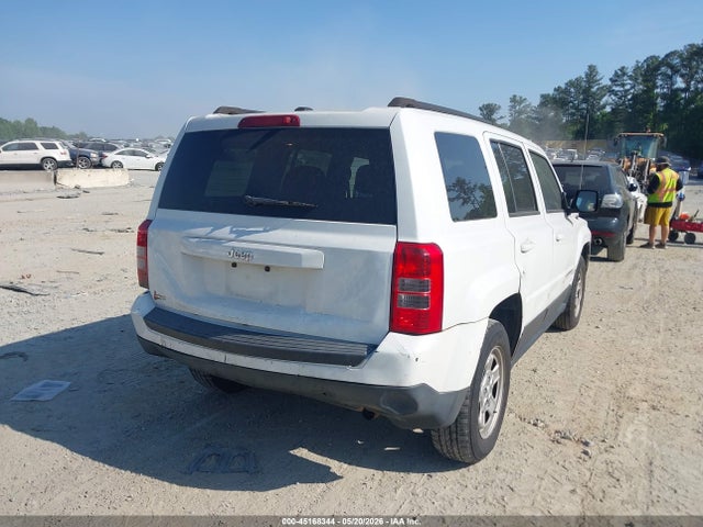 45168344 :رقم المزاد ، 1C4NJPBA6GD525293 vin ، 2016 Jeep Patriot Sport مزاد بيع