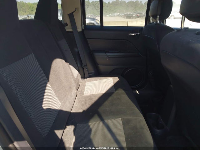 45168344 :رقم المزاد ، 1C4NJPBA6GD525293 vin ، 2016 Jeep Patriot Sport مزاد بيع