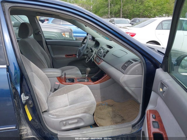 45168347 :رقم المزاد ، 4T1BE30K02U503323 vin ، 2002 Toyota Camry Xle مزاد بيع