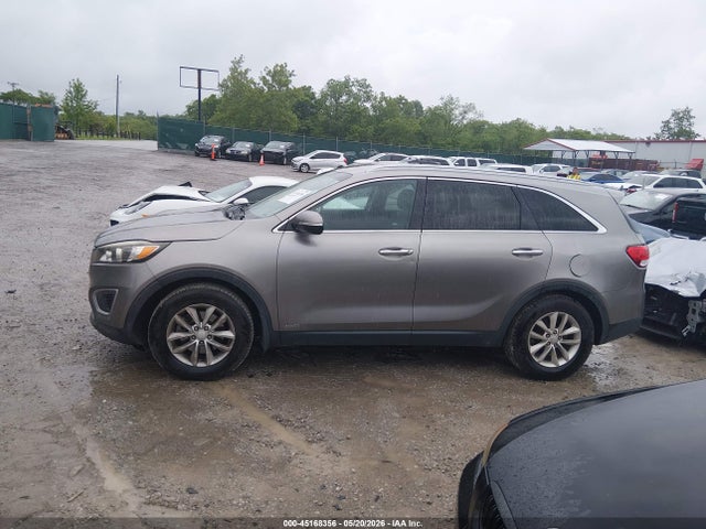 Auction sale of the 2016 Kia Sorento 2.4l Lx, vin: 5XYPGDA3XGG041427, lot number: 45168356