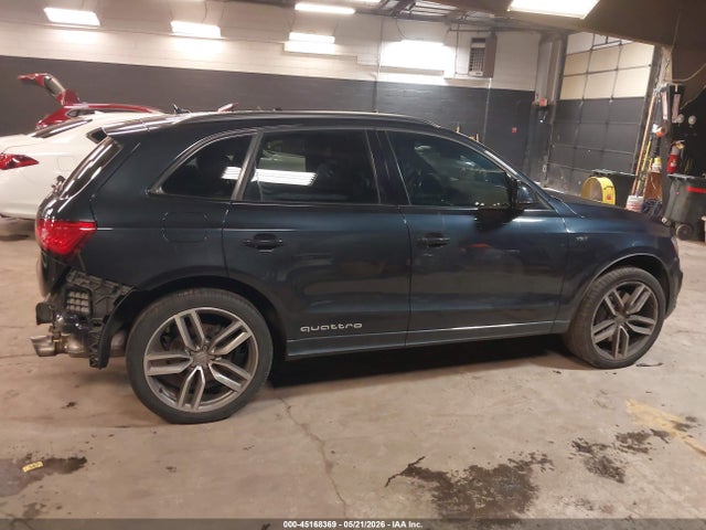 2016 Audi Sq5 3.0t Premium Plus მანქანა იყიდება აუქციონზე, vin: WA1CCAFP2GA105913, აუქციონის ნომერი: 45168369