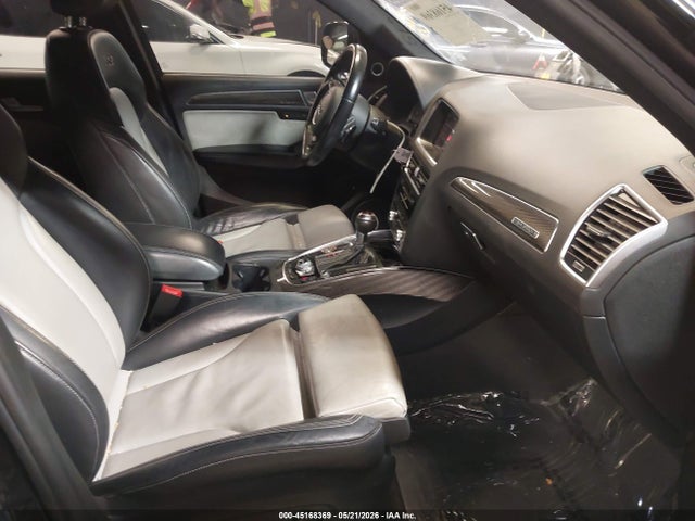 2016 Audi Sq5 3.0t Premium Plus მანქანა იყიდება აუქციონზე, vin: WA1CCAFP2GA105913, აუქციონის ნომერი: 45168369