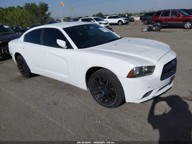 2014 2C3CDXAT7EH186727 main image