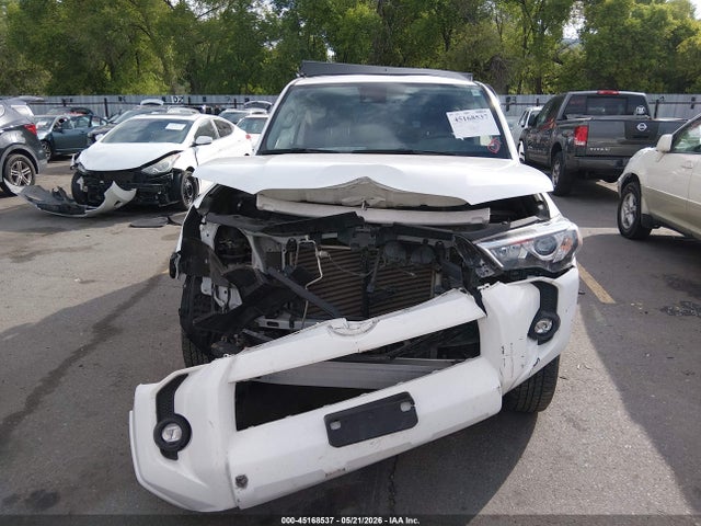 Toyota 4RUNNER SR5 2023 JTEMU5JR5P6201914 Image 13