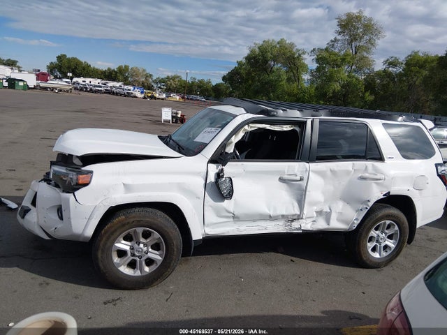 Toyota 4RUNNER SR5 2023 JTEMU5JR5P6201914 Image 15