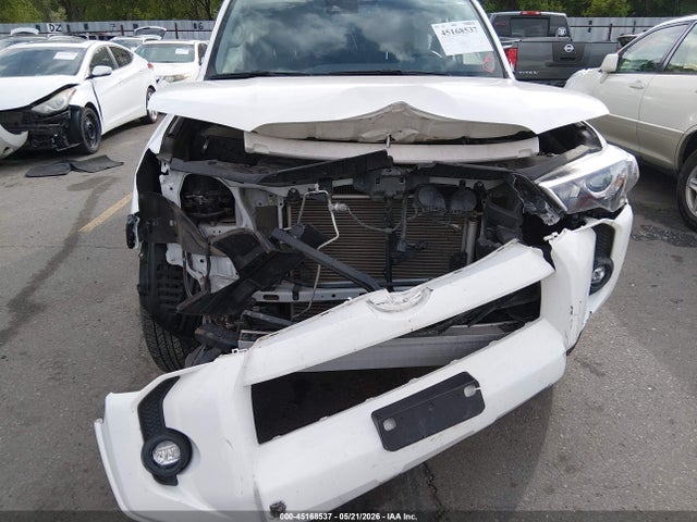 Toyota 4RUNNER SR5 2023 JTEMU5JR5P6201914 Image 6