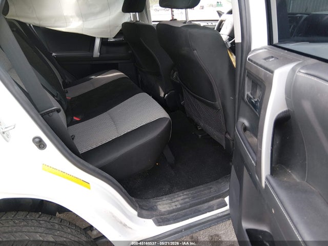 Toyota 4RUNNER SR5 2023 JTEMU5JR5P6201914 Image 8