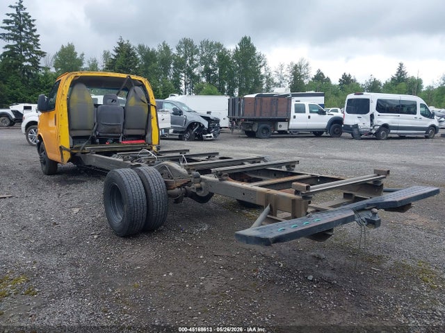 45168613 :رقم المزاد ، 1GD374CG0B1901788 vin ، 2011 Gmc Savana Cutaway Work Van مزاد بيع