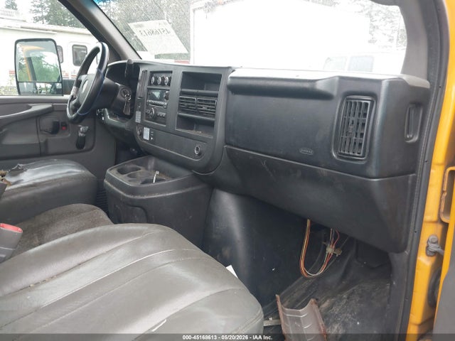 45168613 :رقم المزاد ، 1GD374CG0B1901788 vin ، 2011 Gmc Savana Cutaway Work Van مزاد بيع