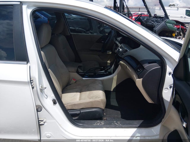 1HGCR2F3XGA145035 Honda ACCORD LX