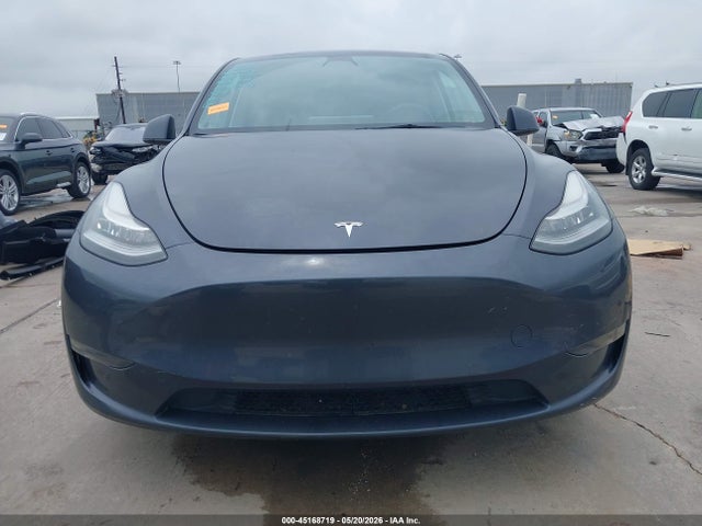 45168719 :رقم المزاد ، 7SAYGDEE9NF385306 vin ، 2022 Tesla Model Y Long Range Dual Motor All-wheel Drive مزاد بيع