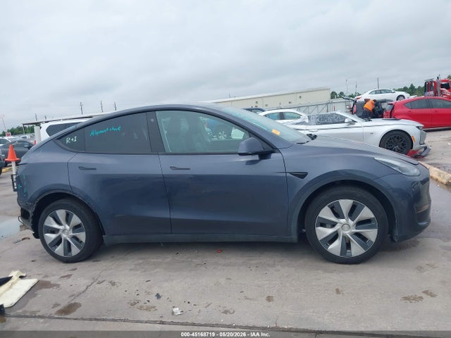 45168719 :رقم المزاد ، 7SAYGDEE9NF385306 vin ، 2022 Tesla Model Y Long Range Dual Motor All-wheel Drive مزاد بيع