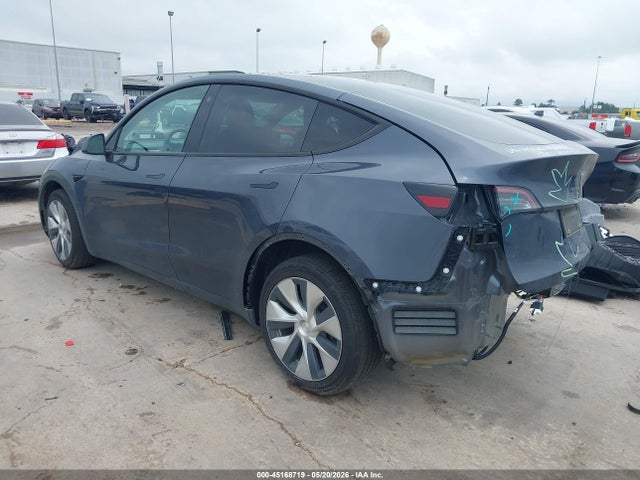 45168719 :رقم المزاد ، 7SAYGDEE9NF385306 vin ، 2022 Tesla Model Y Long Range Dual Motor All-wheel Drive مزاد بيع