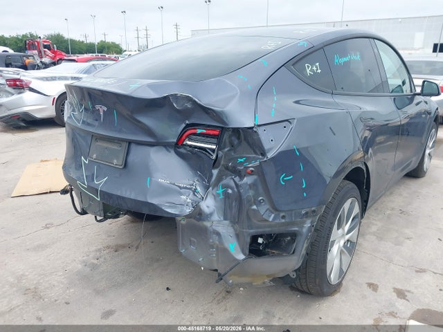 45168719 :رقم المزاد ، 7SAYGDEE9NF385306 vin ، 2022 Tesla Model Y Long Range Dual Motor All-wheel Drive مزاد بيع