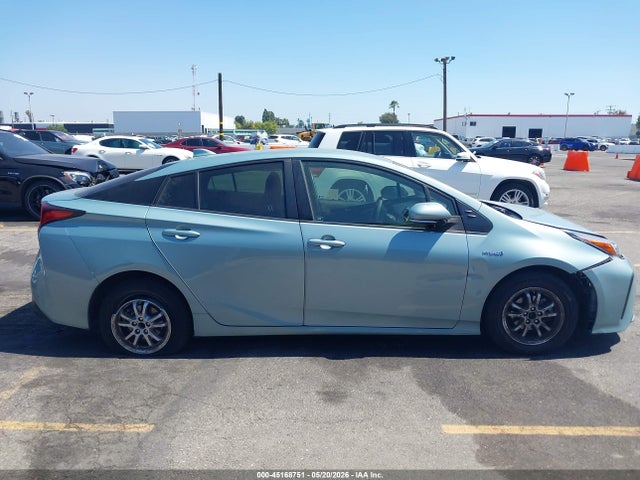 Toyota Prius L Eco 2020 JTDKARFU9L3114117 Image 13