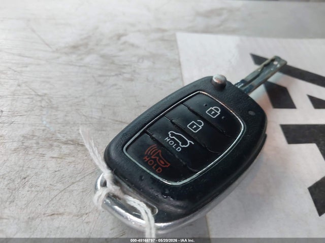 45168797 :رقم المزاد ، KM8J23A40KU868802 vin ، 2019 Hyundai Tucson Se مزاد بيع