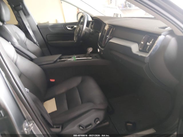 2018 Volvo Xc60 T5 Momentum მანქანა იყიდება აუქციონზე, vin: YV4102RK1J1029875, აუქციონის ნომერი: 45168816