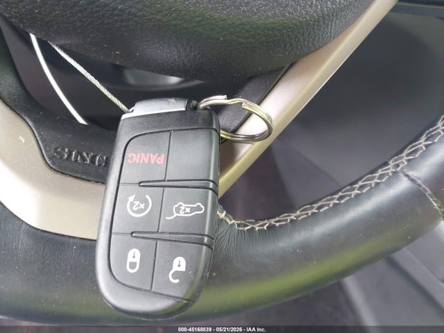 45168839 :رقم المزاد ، 1C4RJFBG2HC863328 vin ، 2017 Jeep Grand Cherokee Limited 4x4 مزاد بيع
