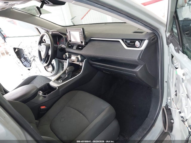 2022 Toyota Rav4 Xle მანქანა იყიდება აუქციონზე, vin: 2T3W1RFV2NW231628, აუქციონის ნომერი: 45168841